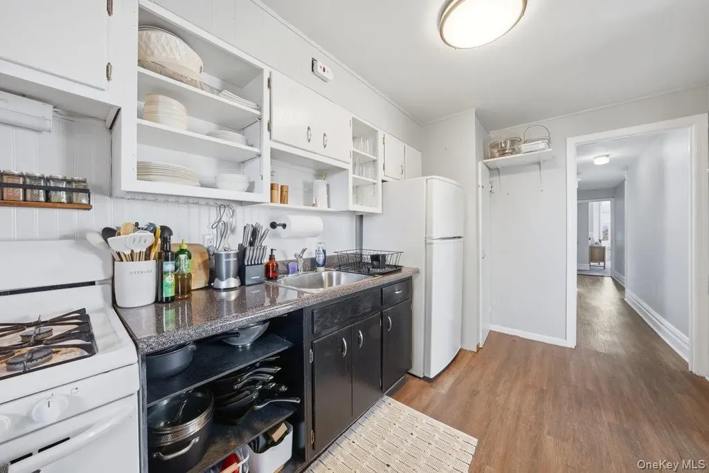 35 S Devoe Avenue Yonkers NY 10705