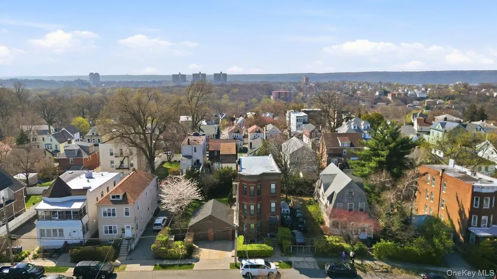 35 S Devoe Avenue Yonkers NY 10705