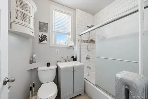 35 S Devoe Avenue Yonkers NY 10705