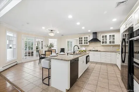 33 King Arthur Court New City NY 10956
