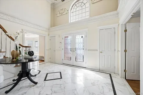 33 King Arthur Court New City NY 10956