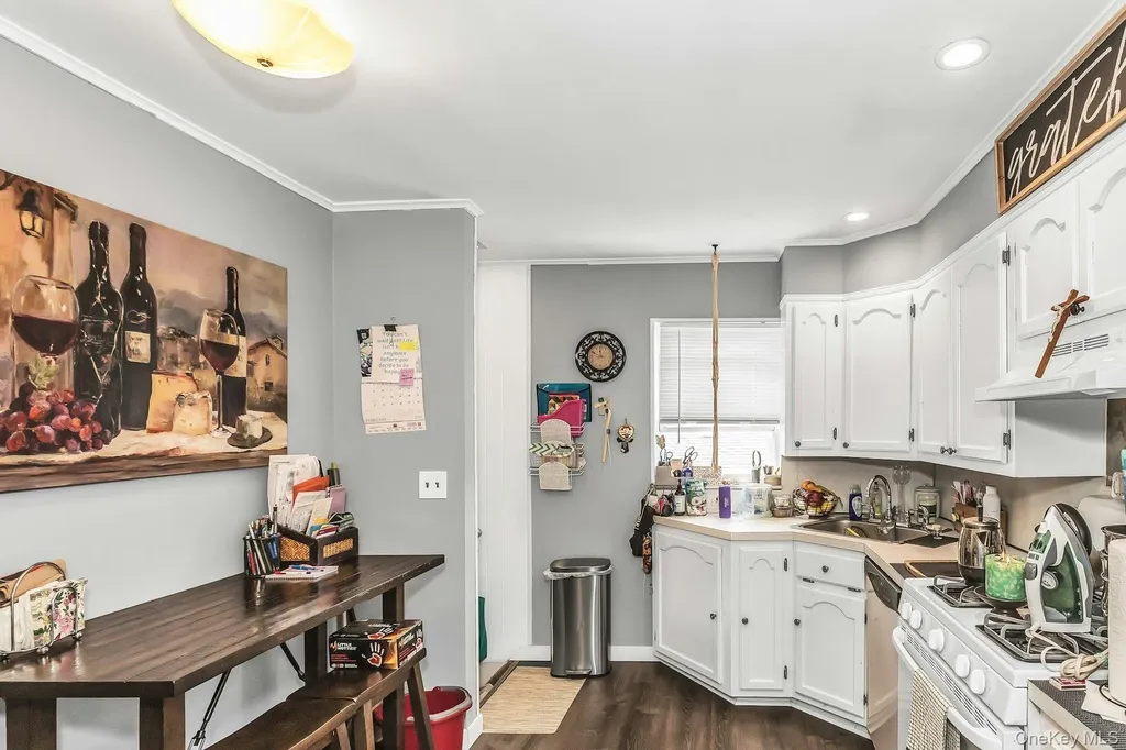1808 Murray Street Whitestone NY 11357