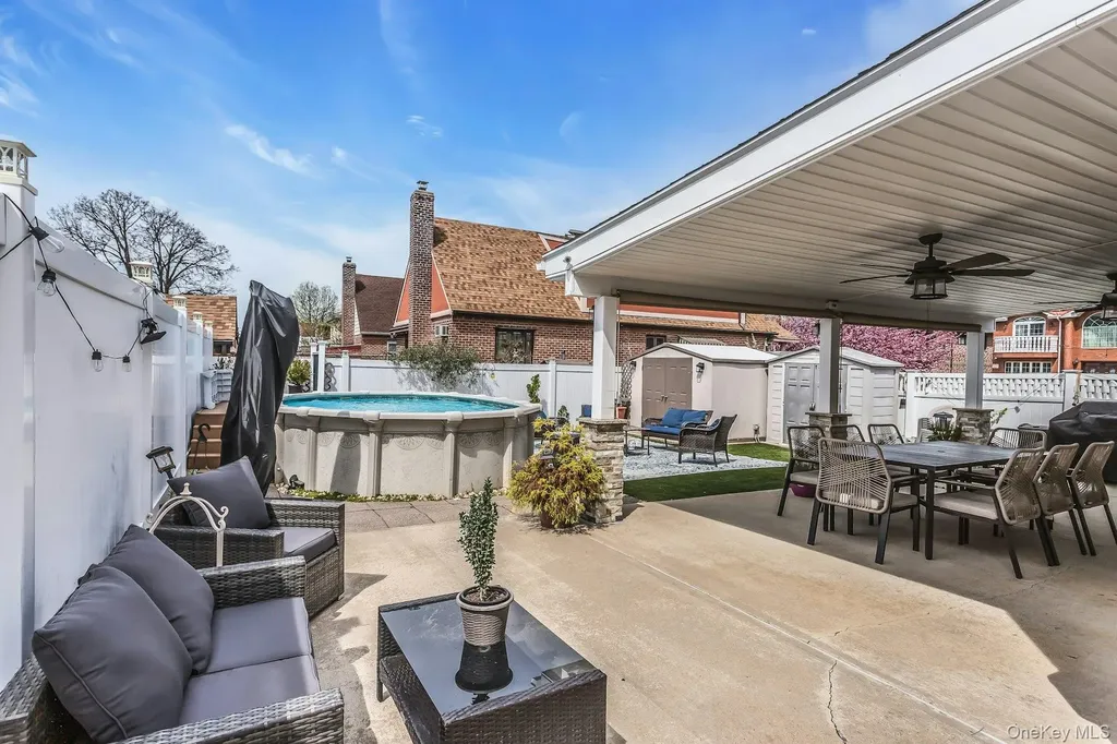 1808 Murray Street Whitestone NY 11357