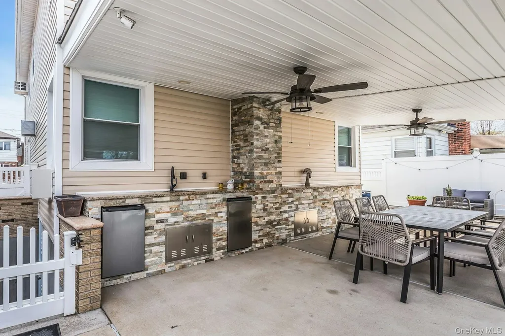 1808 Murray Street Whitestone NY 11357