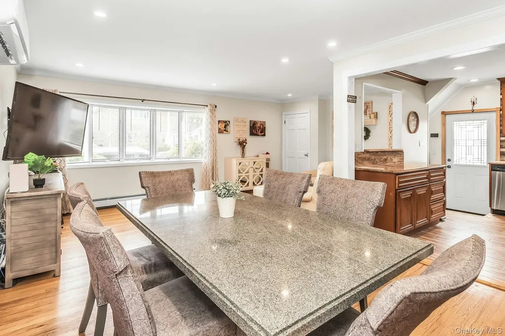 1808 Murray Street Whitestone NY 11357
