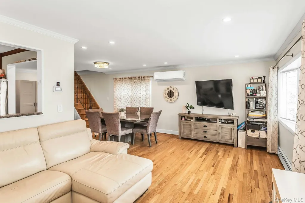 1808 Murray Street Whitestone NY 11357