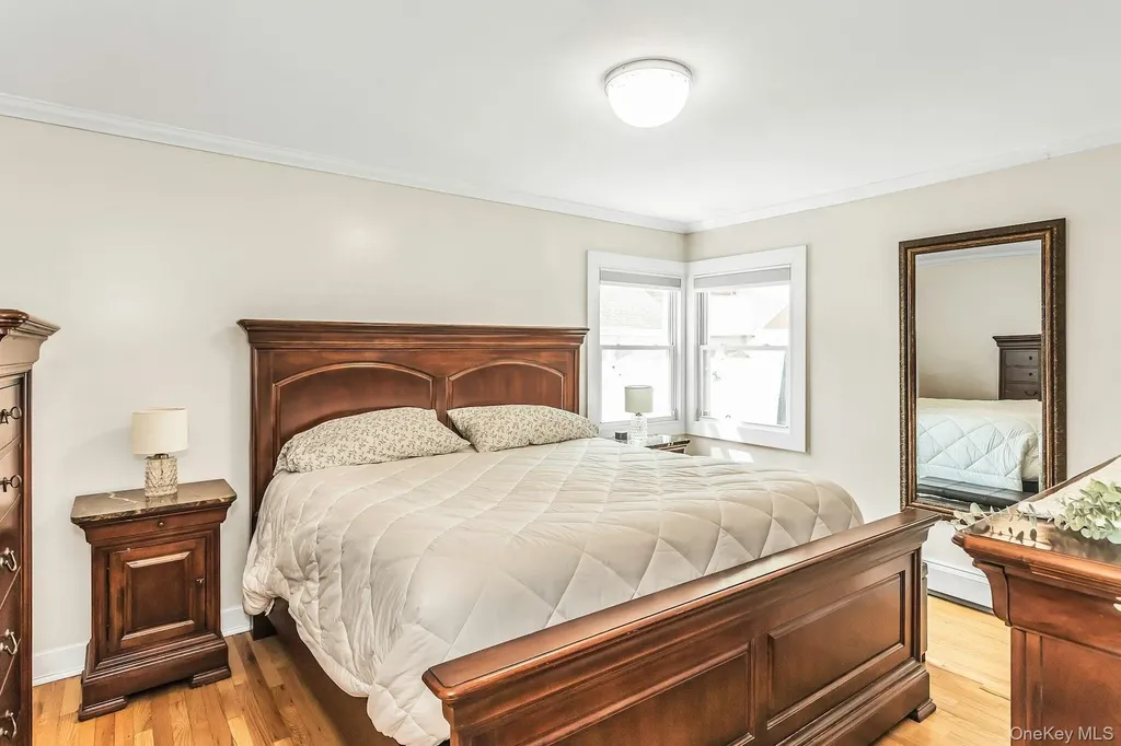 1808 Murray Street Whitestone NY 11357
