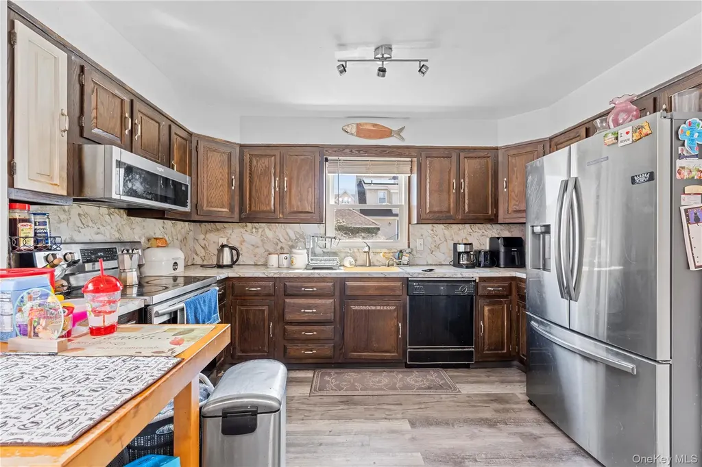 122 Buckingham Road Yonkers NY 10701
