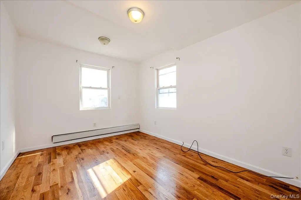 214 Beach Third Far Rockaway NY 11691
