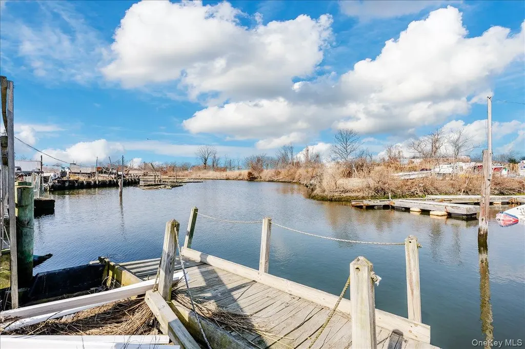 214 Beach Third Far Rockaway NY 11691