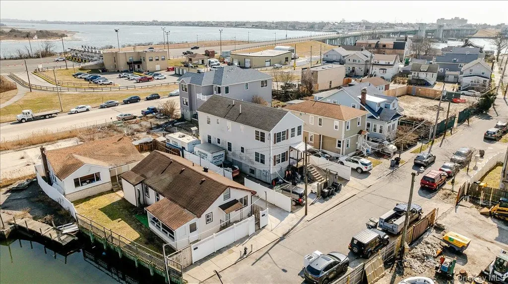 214 Beach Third Far Rockaway NY 11691