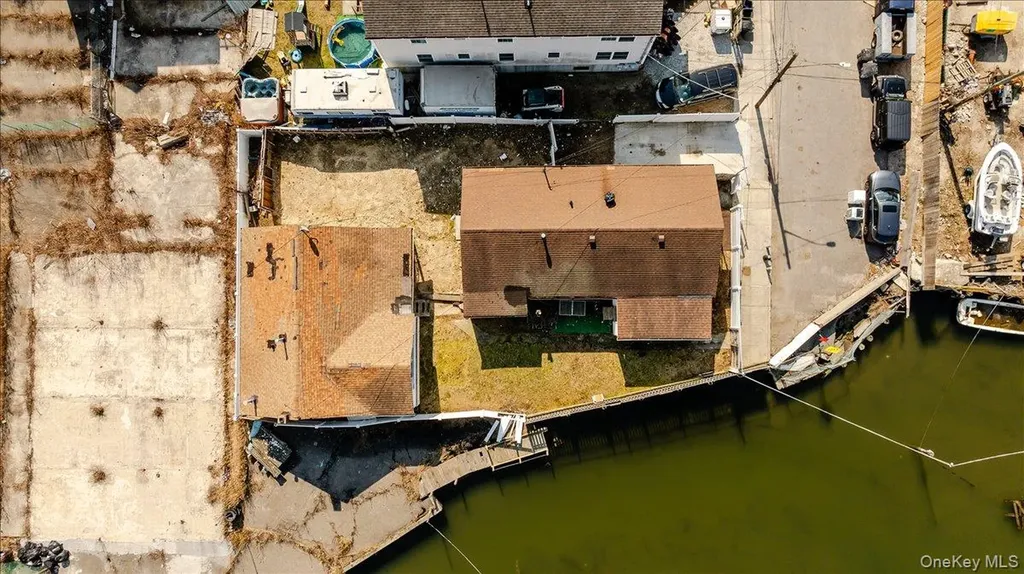 214 Beach Third Far Rockaway NY 11691