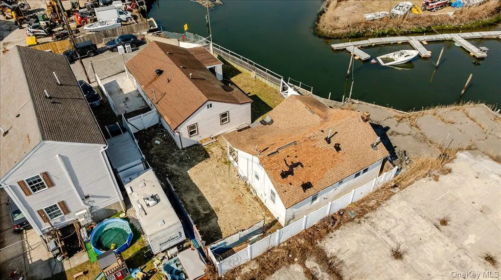 214 Beach Third Far Rockaway NY 11691