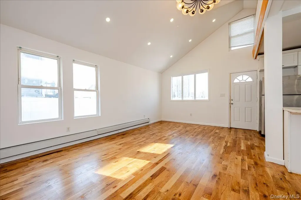 214 Beach Third Far Rockaway NY 11691