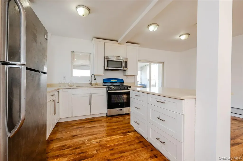 214 Beach Third Far Rockaway NY 11691