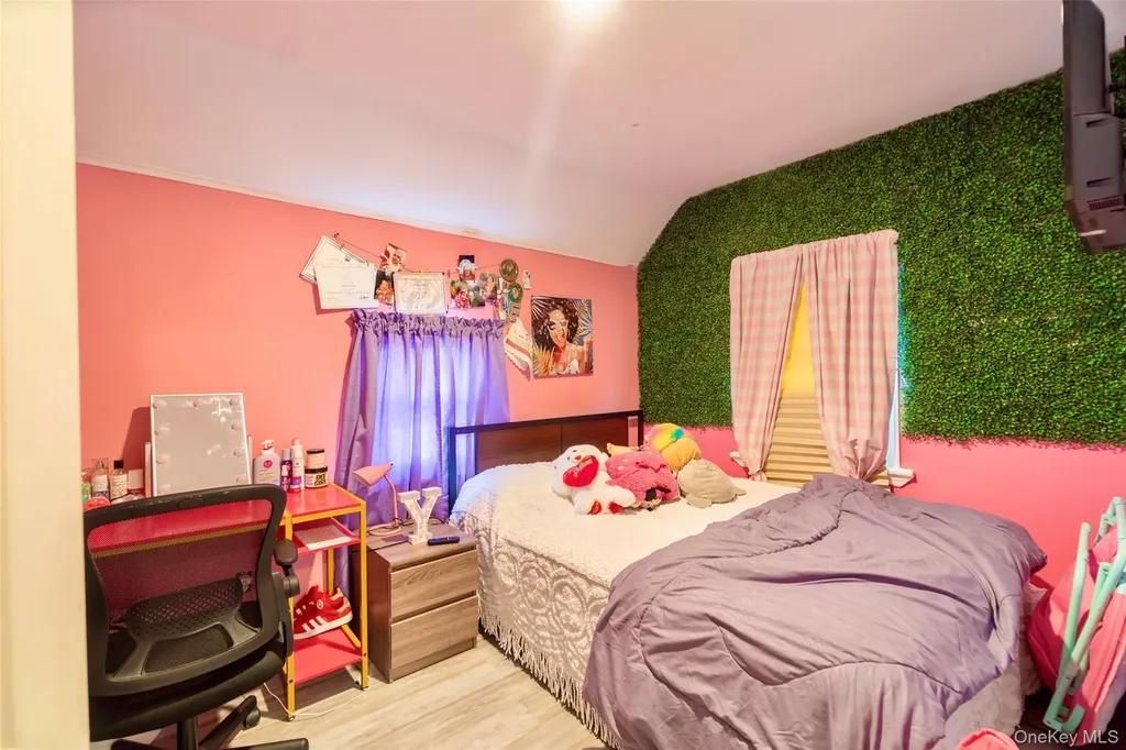 6 Linden Avenue Hempstead NY 11550