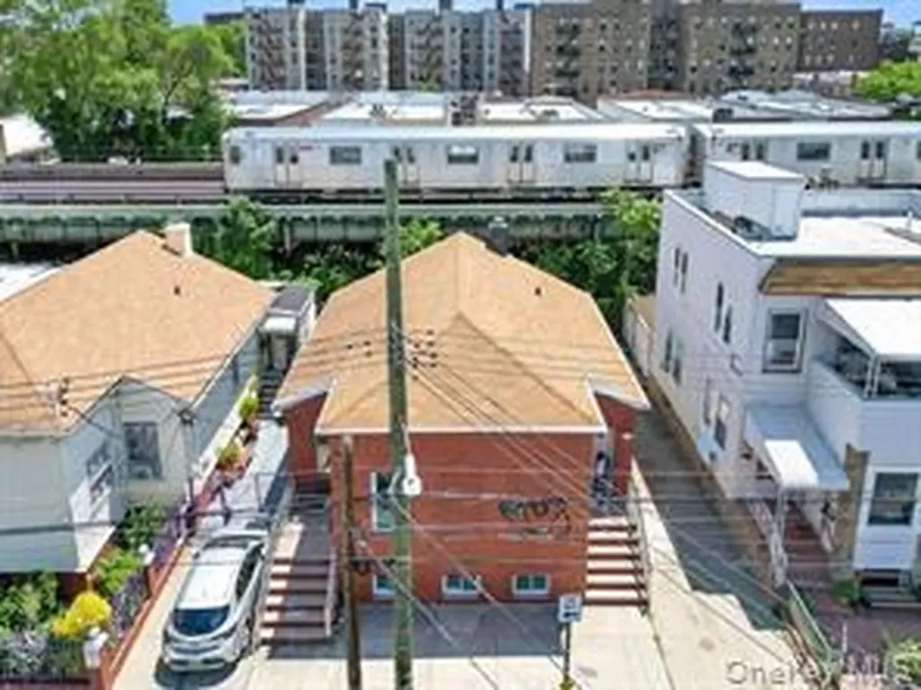 196 Brighton 10th Street Brooklyn NY 11235
