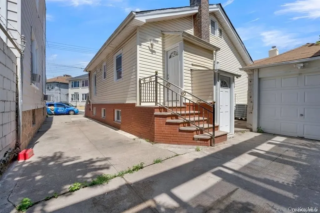 196 Brighton 10th Street Brooklyn NY 11235