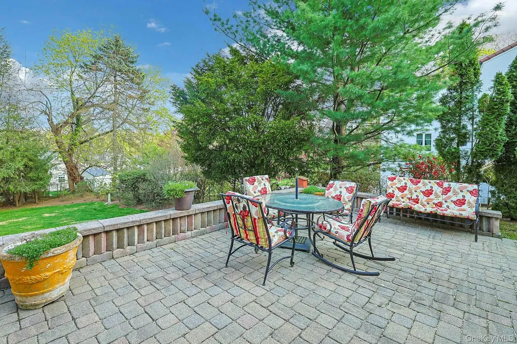 23 Forbes Boulevard Eastchester NY 10709