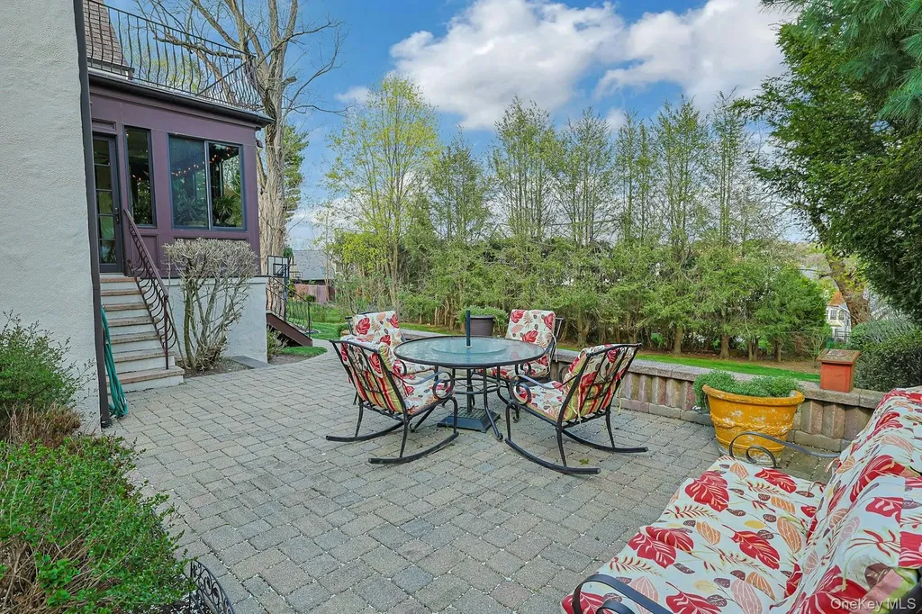 23 Forbes Boulevard Eastchester NY 10709