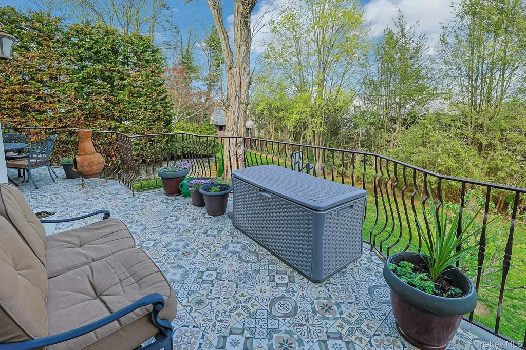 23 Forbes Boulevard Eastchester NY 10709