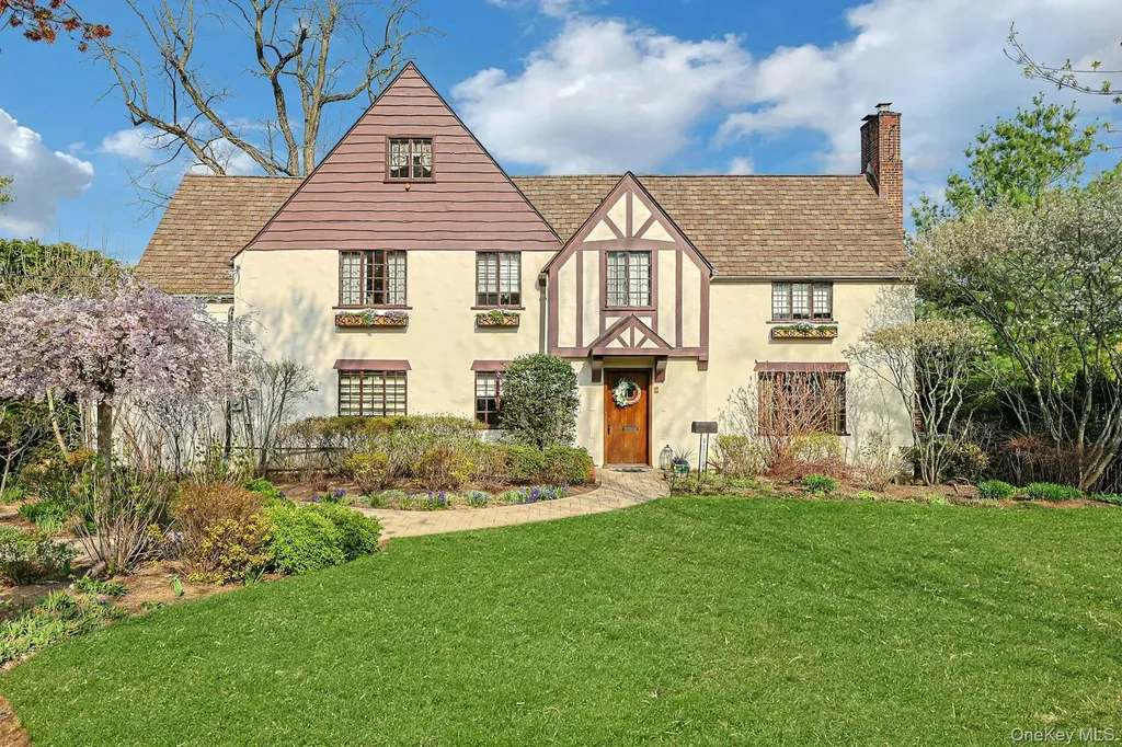 23 Forbes Boulevard Eastchester NY 10709