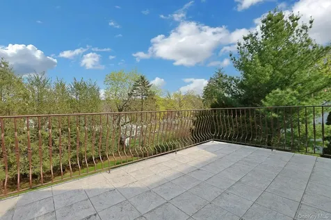 23 Forbes Boulevard Eastchester NY 10709