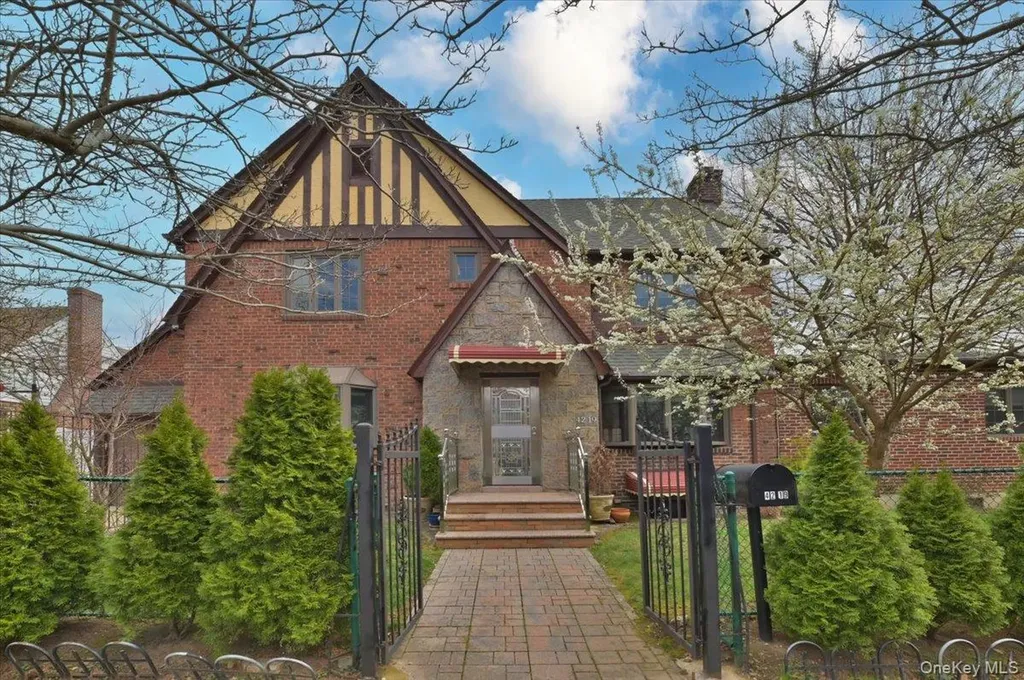 4219 219th Street Bayside NY 11361
