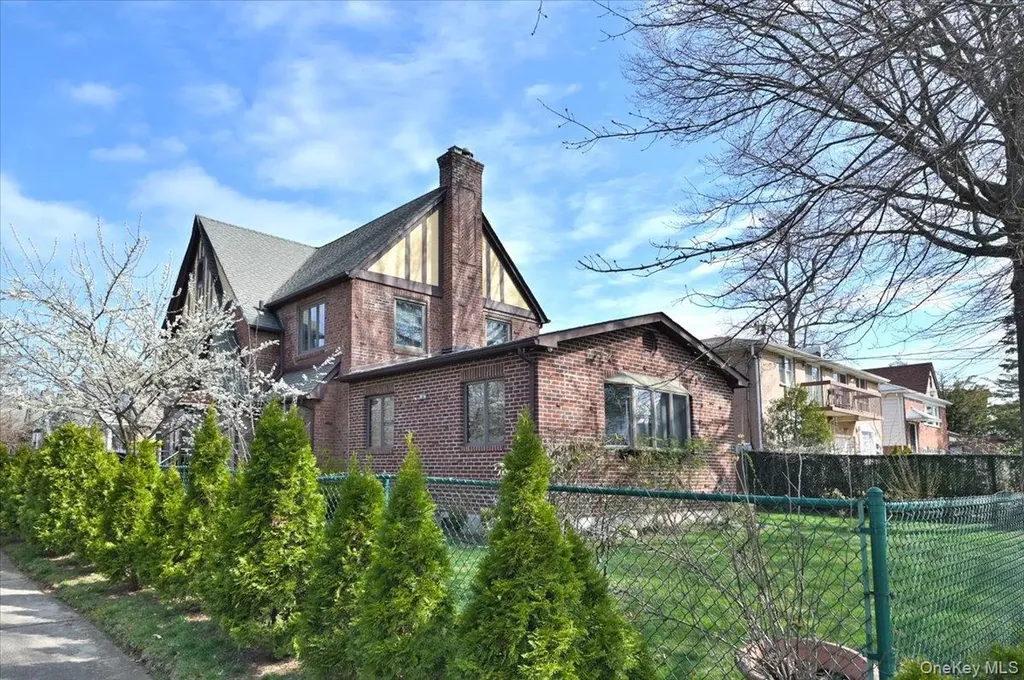 4219 219th Street Bayside NY 11361