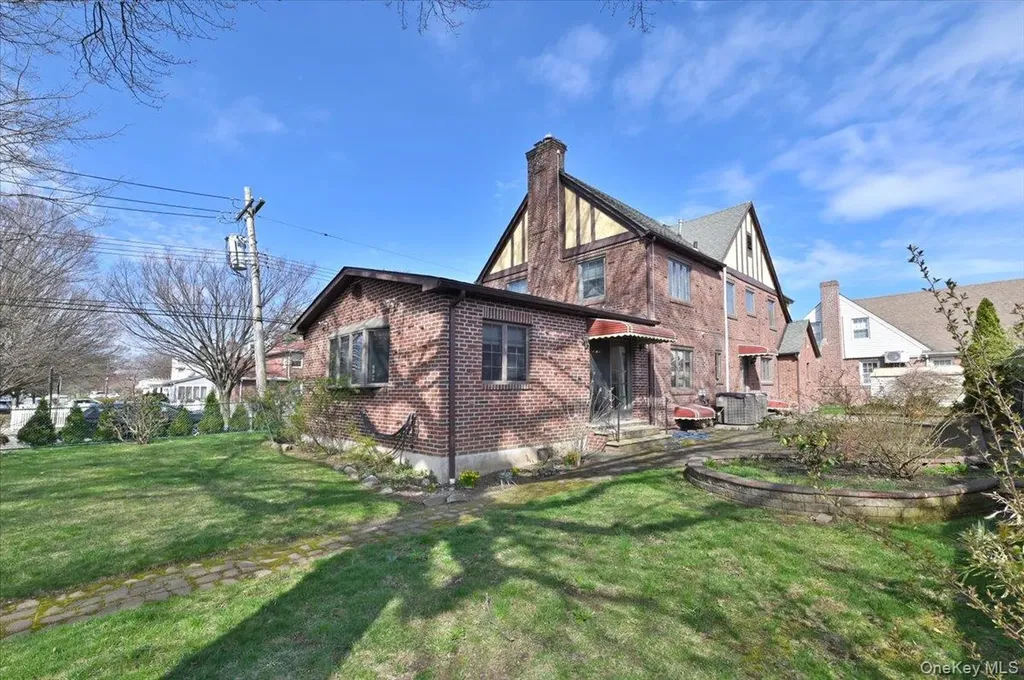 4219 219th Street Bayside NY 11361