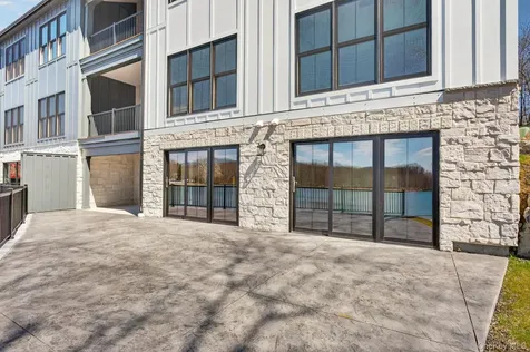 22 Icehouse Drive Saugerties NY 12477