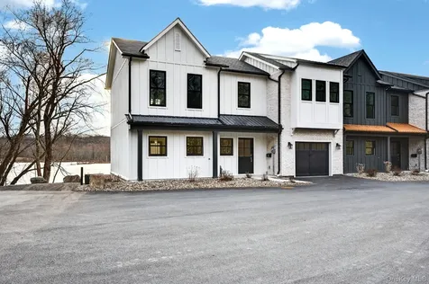 22 Icehouse Drive Saugerties NY 12477