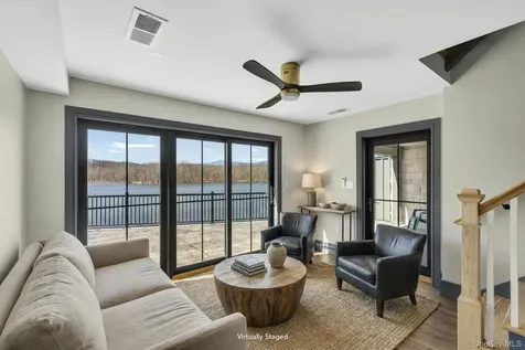 22 Icehouse Drive Saugerties NY 12477