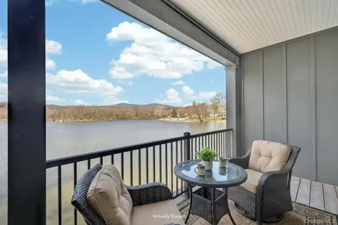 22 Icehouse Drive Saugerties NY 12477
