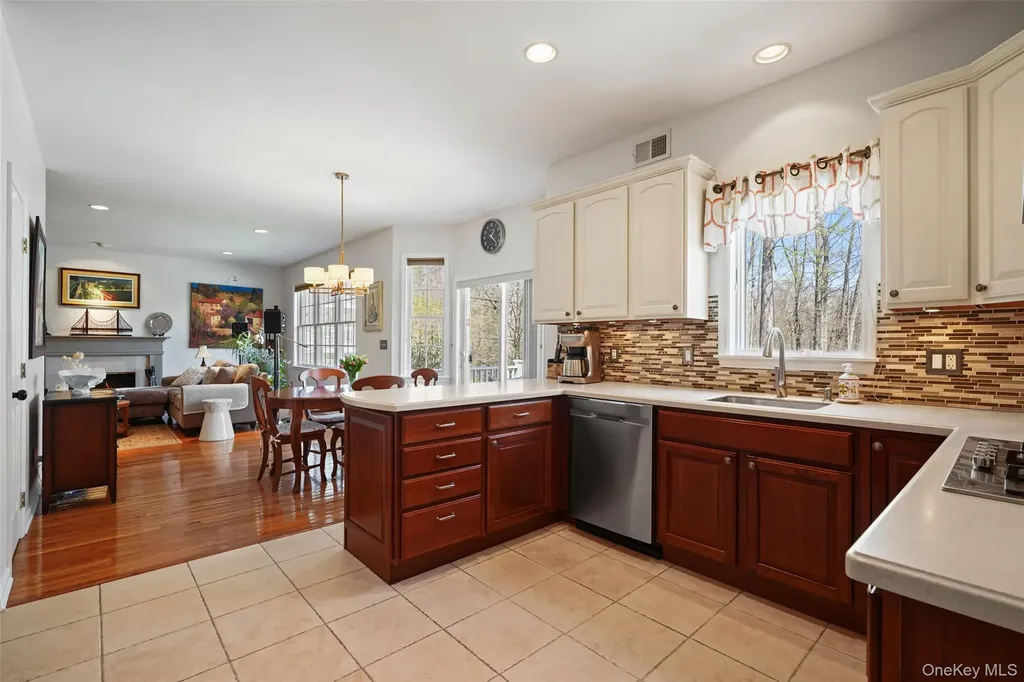 70 Travis Road Baldwin Place NY 10505