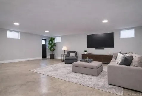 27 Chittenden Avenue Tuckahoe NY 10707
