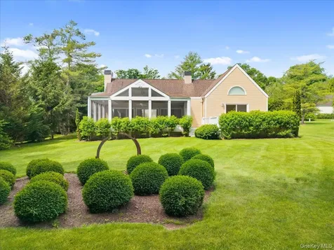 32 The Crossing Purchase NY 10577