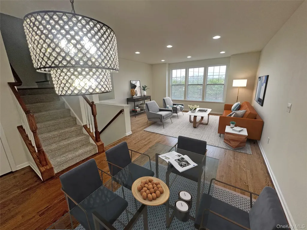 804 Hawthorn Way New Windsor NY 12553