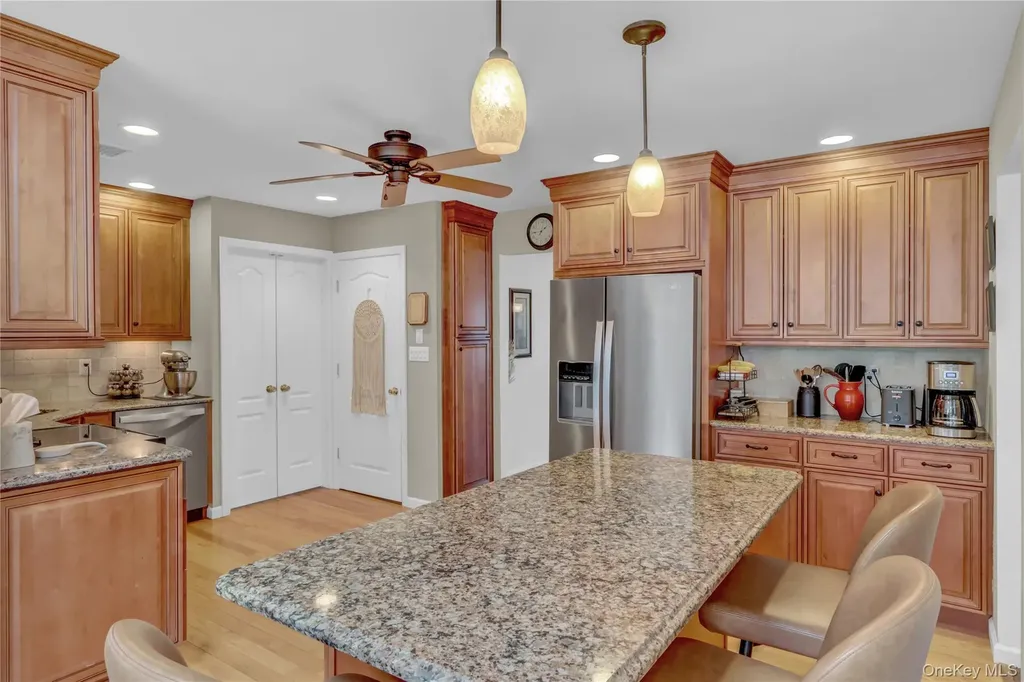 255 Blake Avenue Bohemia NY 11716