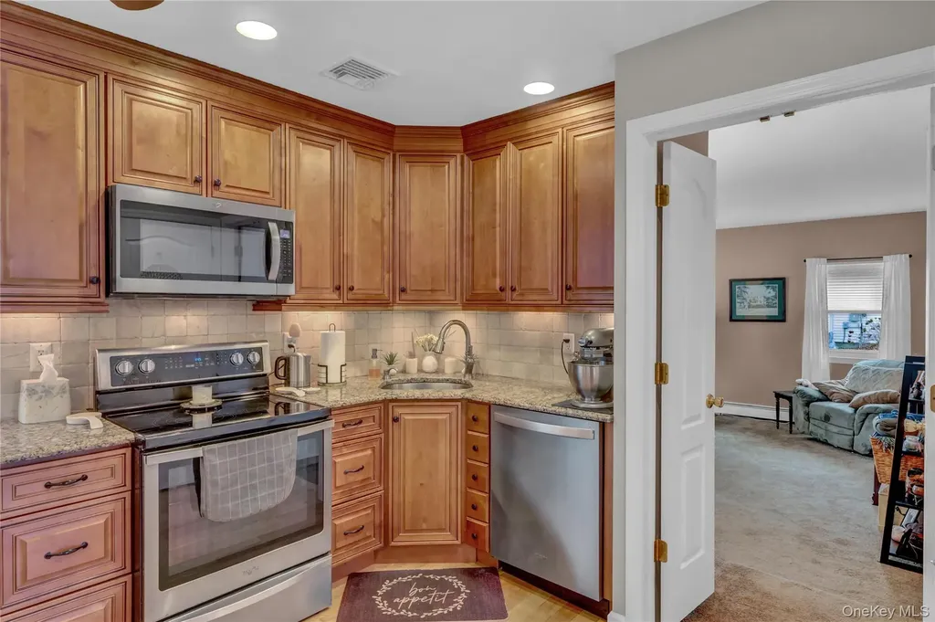 255 Blake Avenue Bohemia NY 11716