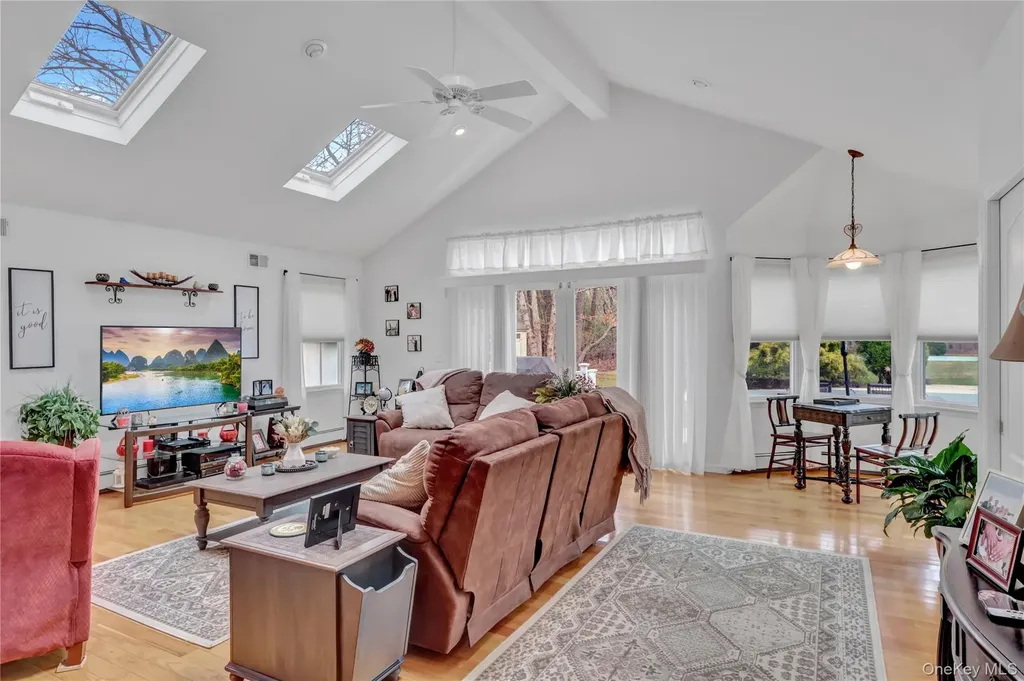 255 Blake Avenue Bohemia NY 11716