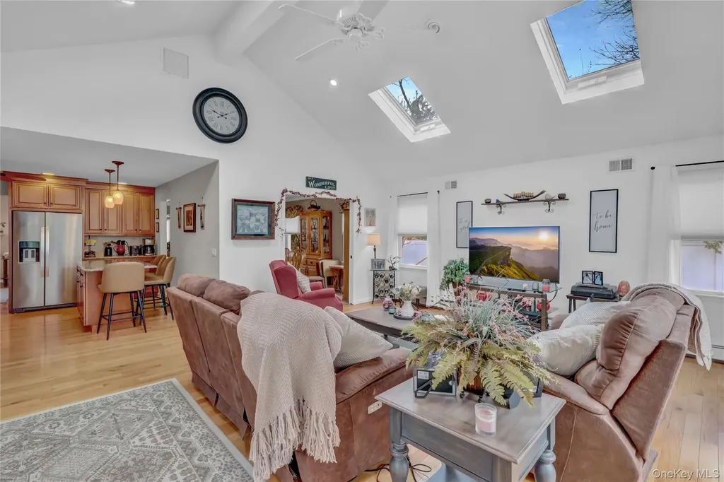 255 Blake Avenue Bohemia NY 11716
