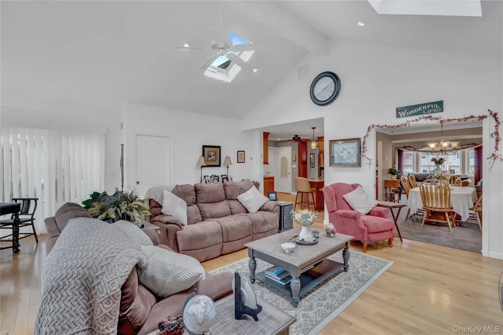 255 Blake Avenue Bohemia NY 11716
