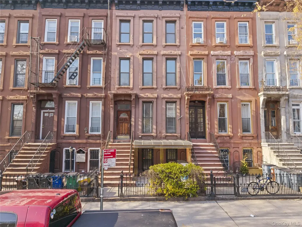 487 Hancock Street Brooklyn NY 11233