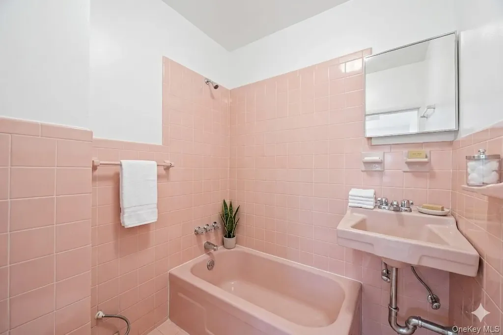 487 Hancock Street Brooklyn NY 11233