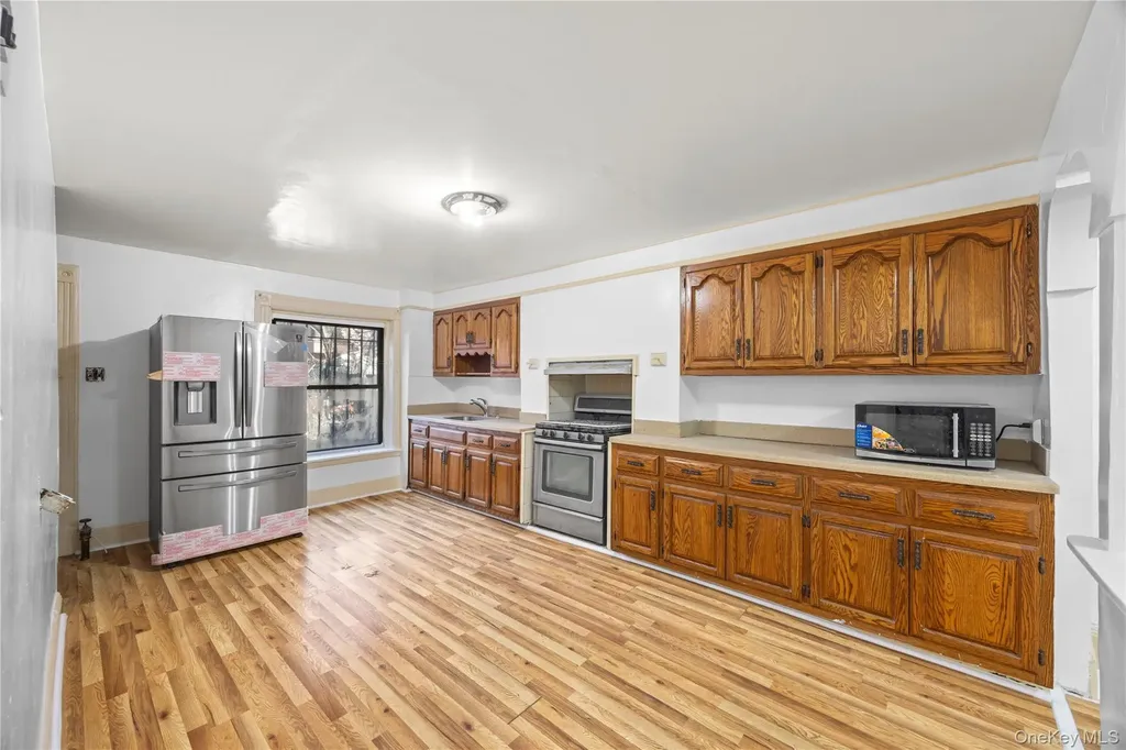 487 Hancock Street Brooklyn NY 11233