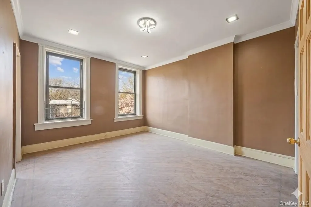487 Hancock Street Brooklyn NY 11233