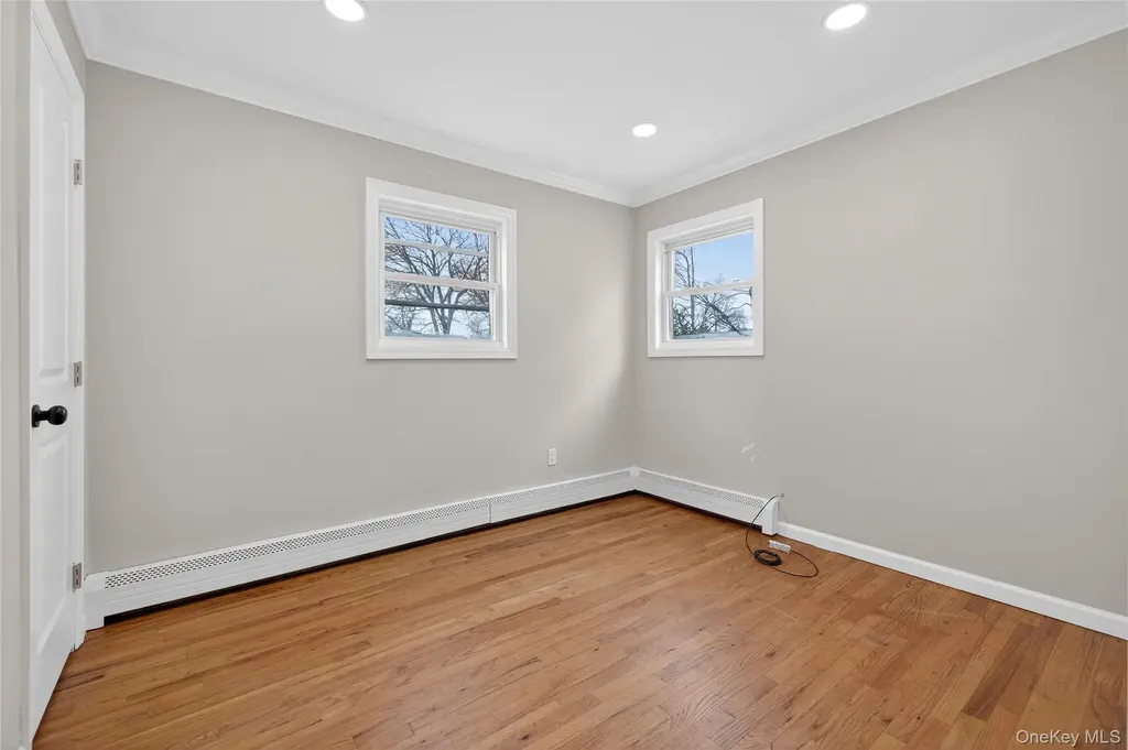 15 Lindsay Street Huntington NY 11743