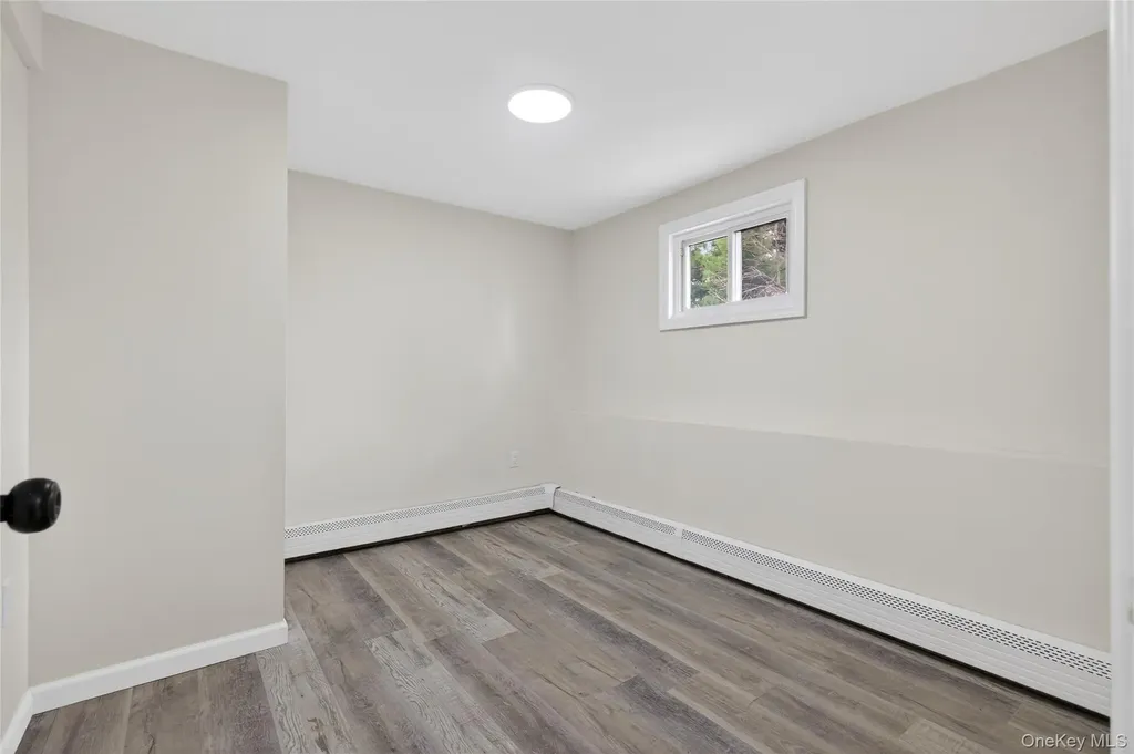 15 Lindsay Street Huntington NY 11743
