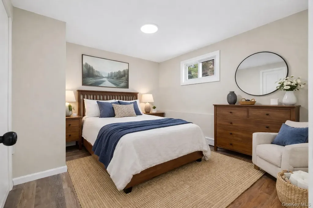 15 Lindsay Street Huntington NY 11743